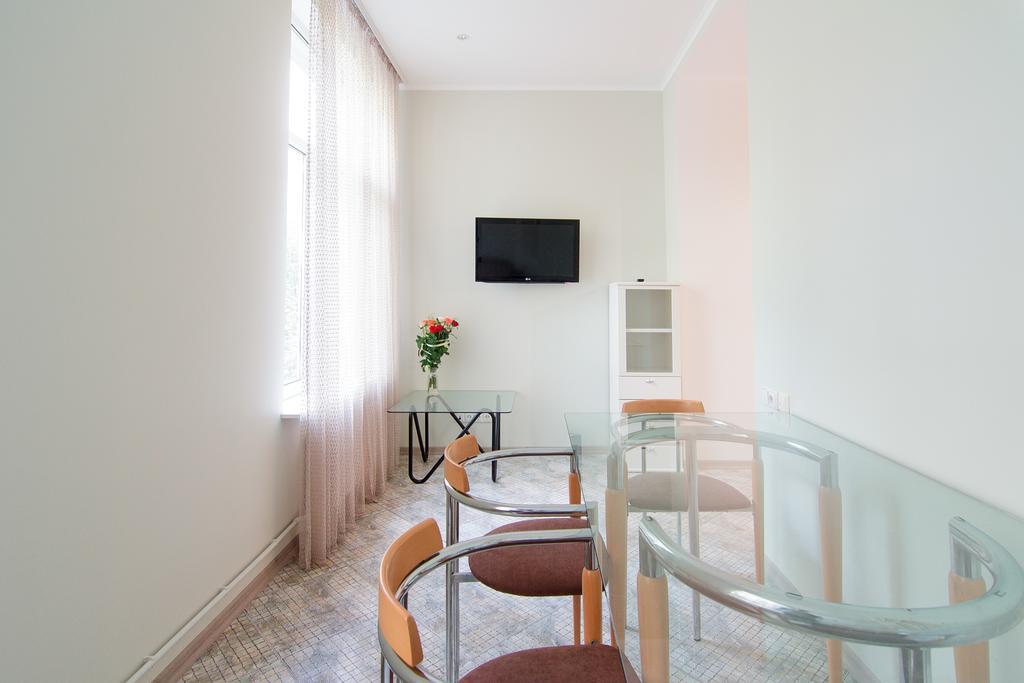 Best Apartments On St. Rishelievskaya 7 敖德萨 外观 照片